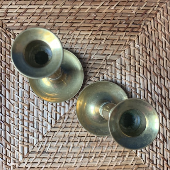 Vintage set of 2 heavy brass candlesticks - Picture 4 of 8